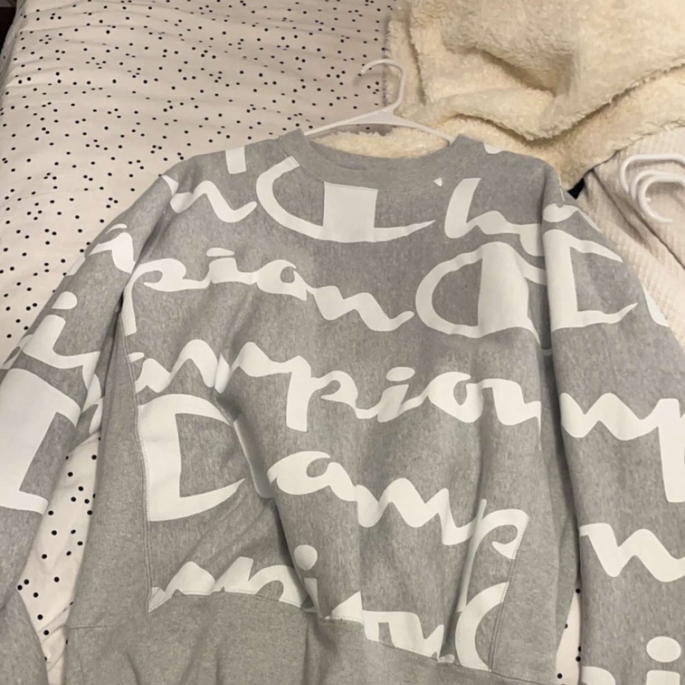champion crewneck